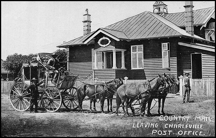 Charleville coach